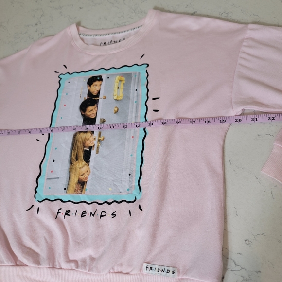 FRIENDS long sleeves comfy pink sweatshirt size XS - Picture 9 of 10